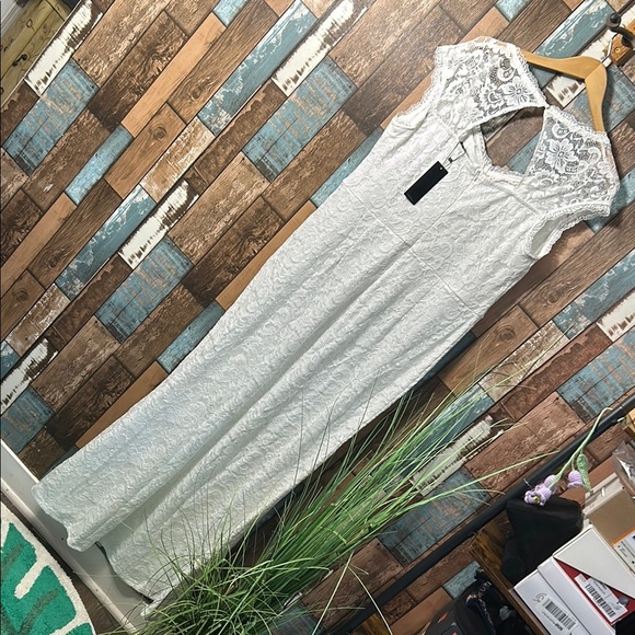 Vfshow 3XL white long lace Designer dress - Picture 13 of 16